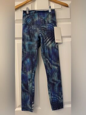 NWT Lululemon Wunder Train HR Tight 25” - size 4